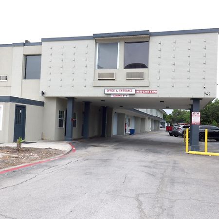 Americas Best Value Inn San Antonio Airport South Extérieur photo