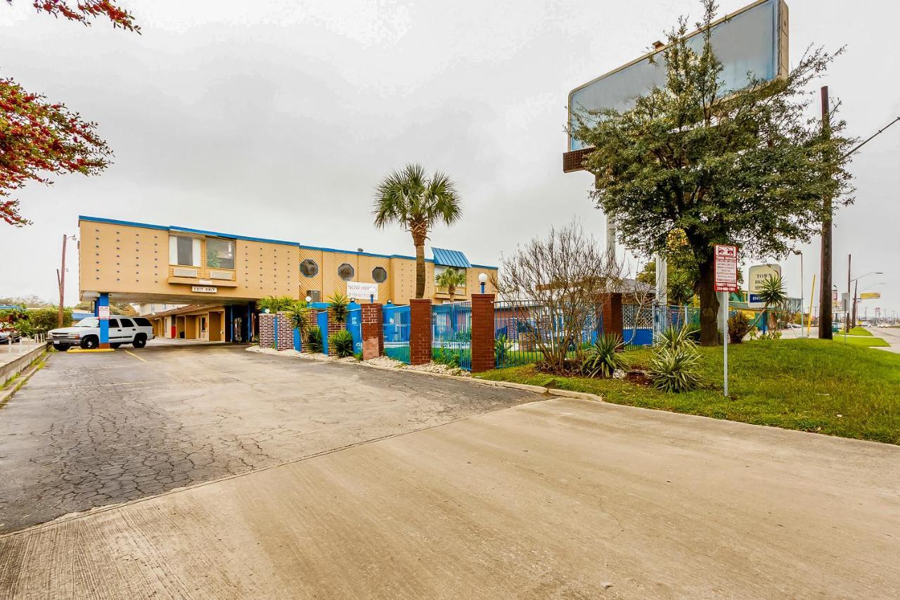 Americas Best Value Inn San Antonio Airport South Extérieur photo
