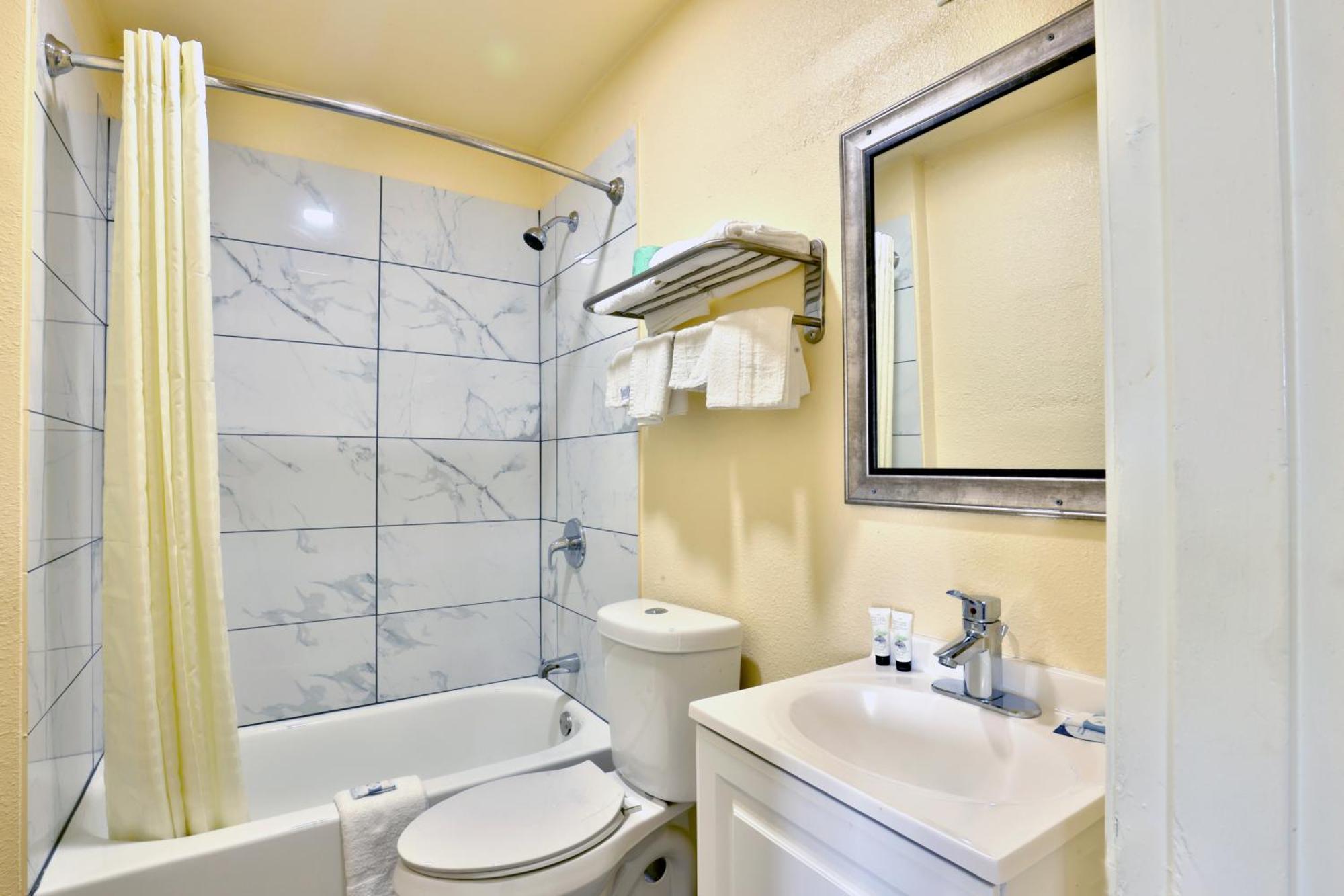 Americas Best Value Inn San Antonio Airport South Extérieur photo